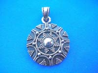 Mini ball forming a flower pattern pendant